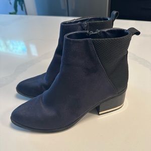 Call it Spring ankle boots.